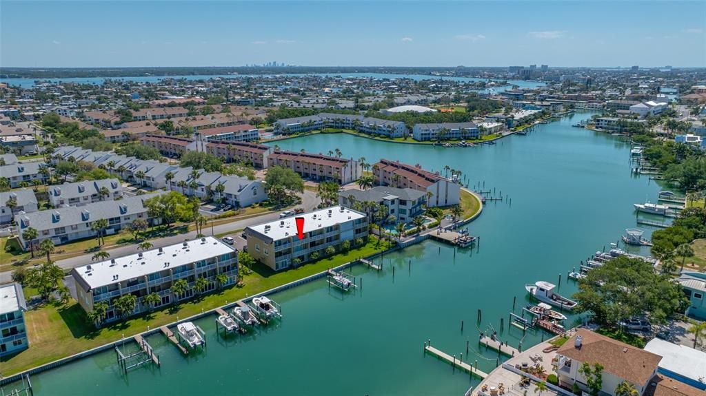 For Sale: $519,900 (2 beds, 2 baths, 1260 Square Feet)