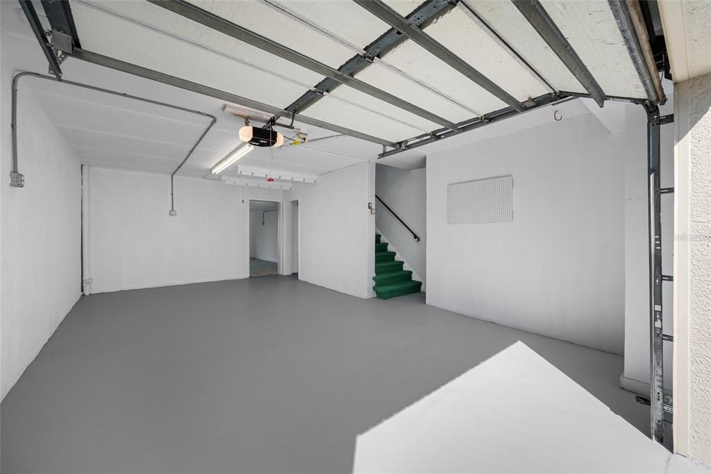 For Sale: $519,900 (2 beds, 2 baths, 1260 Square Feet)