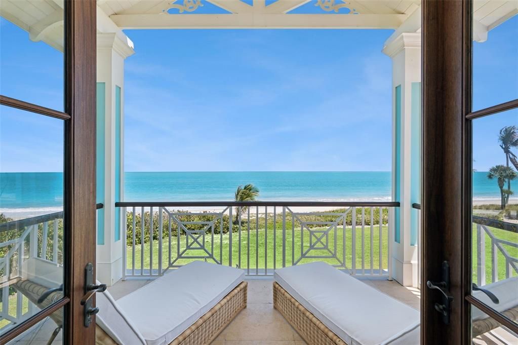 For Sale: $9,900,000 (5 beds, 4 baths, 7687 Square Feet)