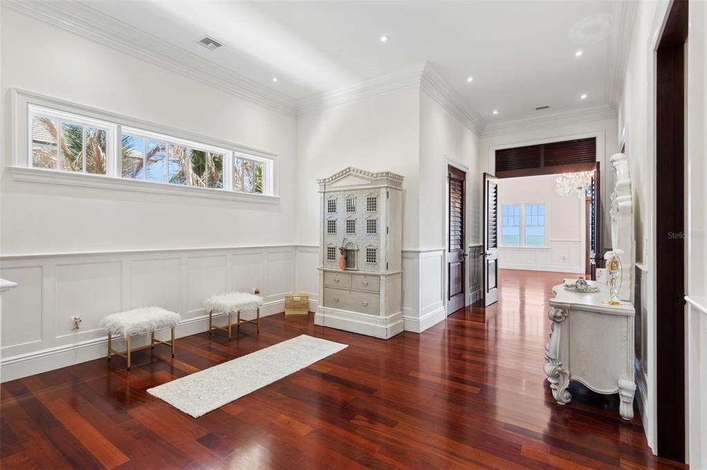 For Sale: $9,900,000 (5 beds, 4 baths, 7687 Square Feet)