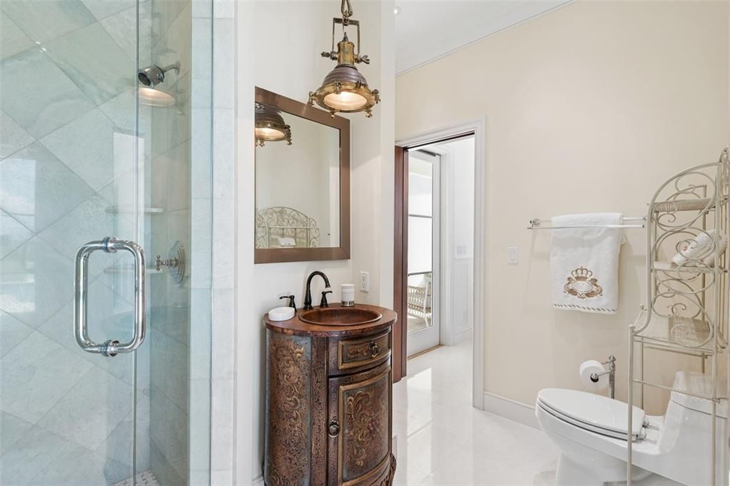 For Sale: $9,900,000 (5 beds, 4 baths, 7687 Square Feet)
