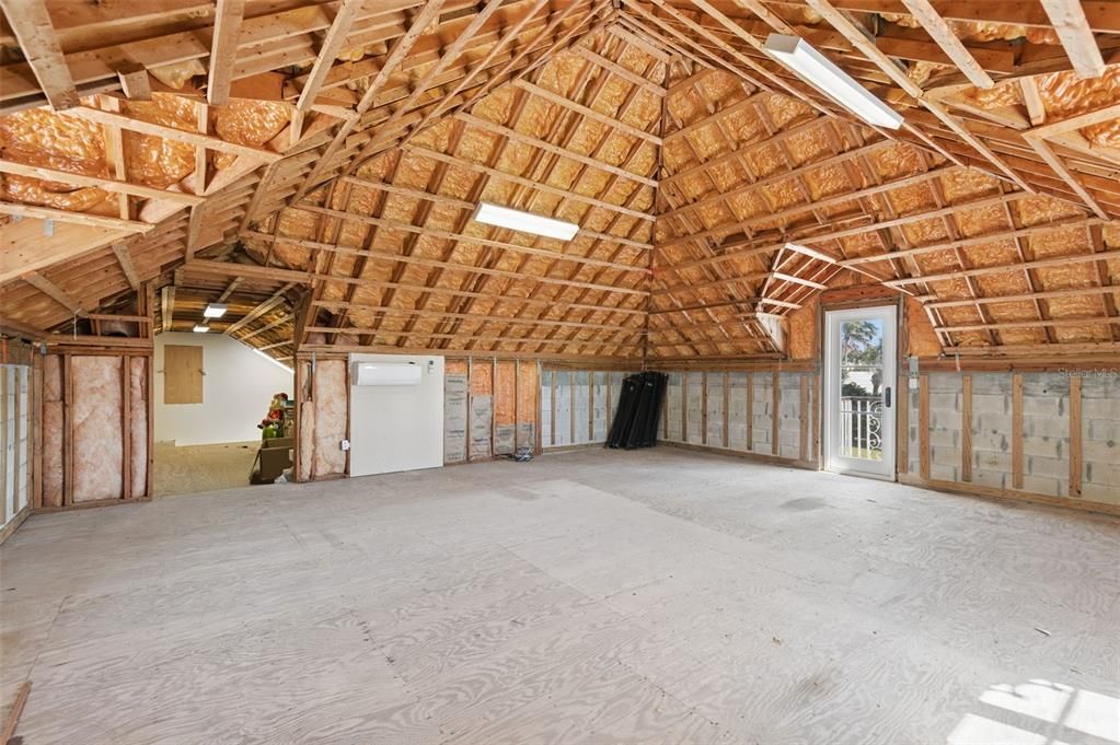 For Sale: $9,900,000 (5 beds, 4 baths, 7687 Square Feet)