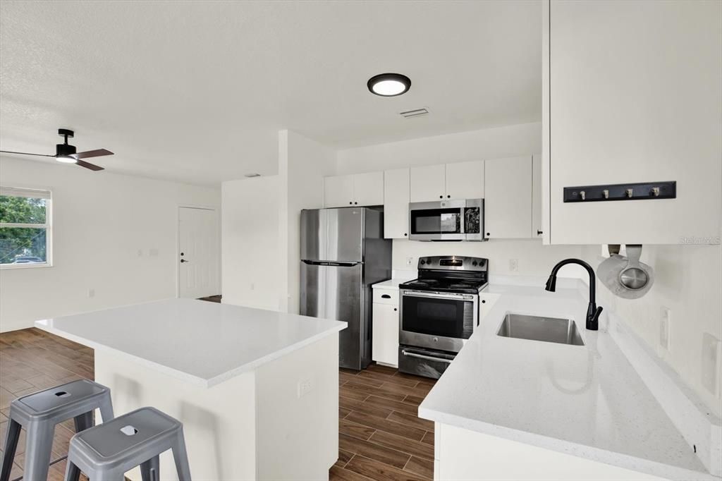 En Venta: $499,995 (3 camas, 2 baños, 1200 Pies cuadrados)