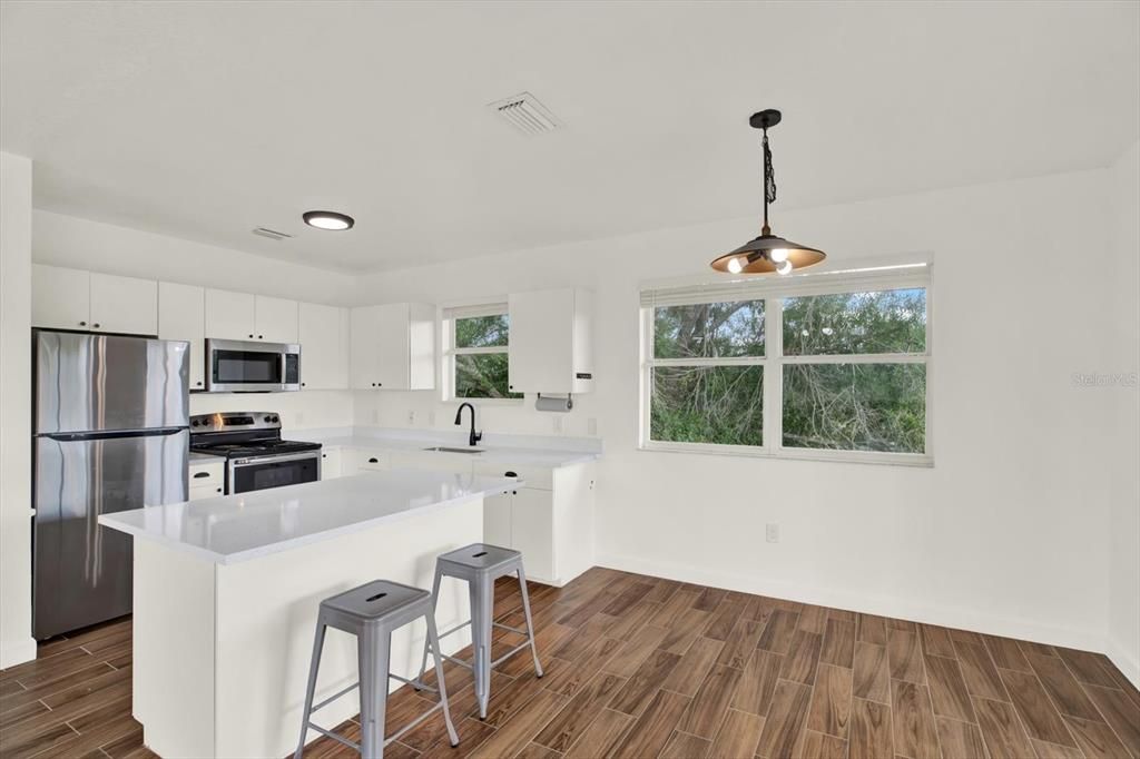 En Venta: $499,995 (3 camas, 2 baños, 1200 Pies cuadrados)