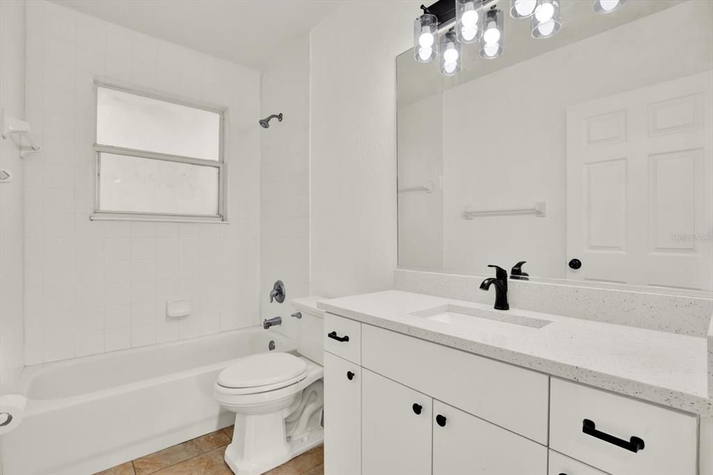 En Venta: $499,995 (3 camas, 2 baños, 1200 Pies cuadrados)