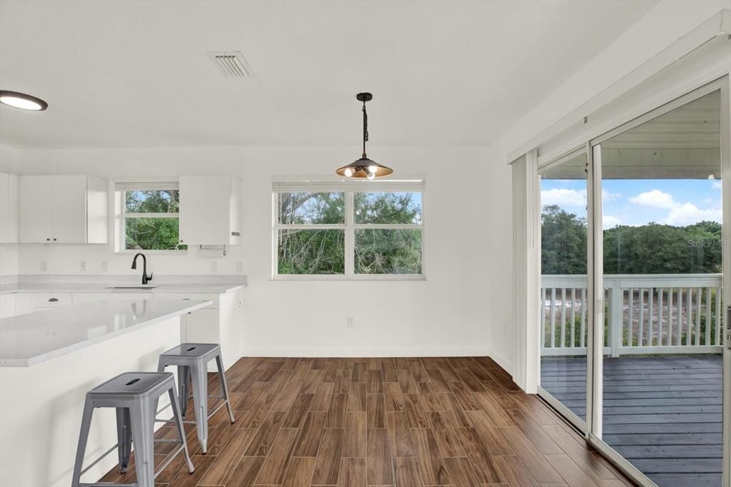 En Venta: $499,995 (3 camas, 2 baños, 1200 Pies cuadrados)