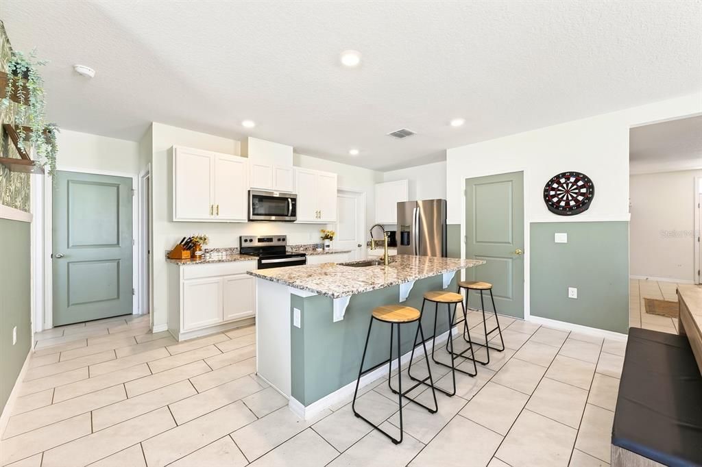 For Sale: $374,000 (5 beds, 3 baths, 2457 Square Feet)