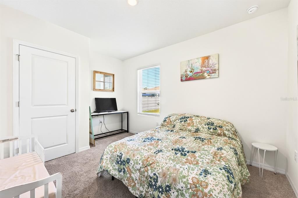 For Sale: $374,000 (5 beds, 3 baths, 2457 Square Feet)