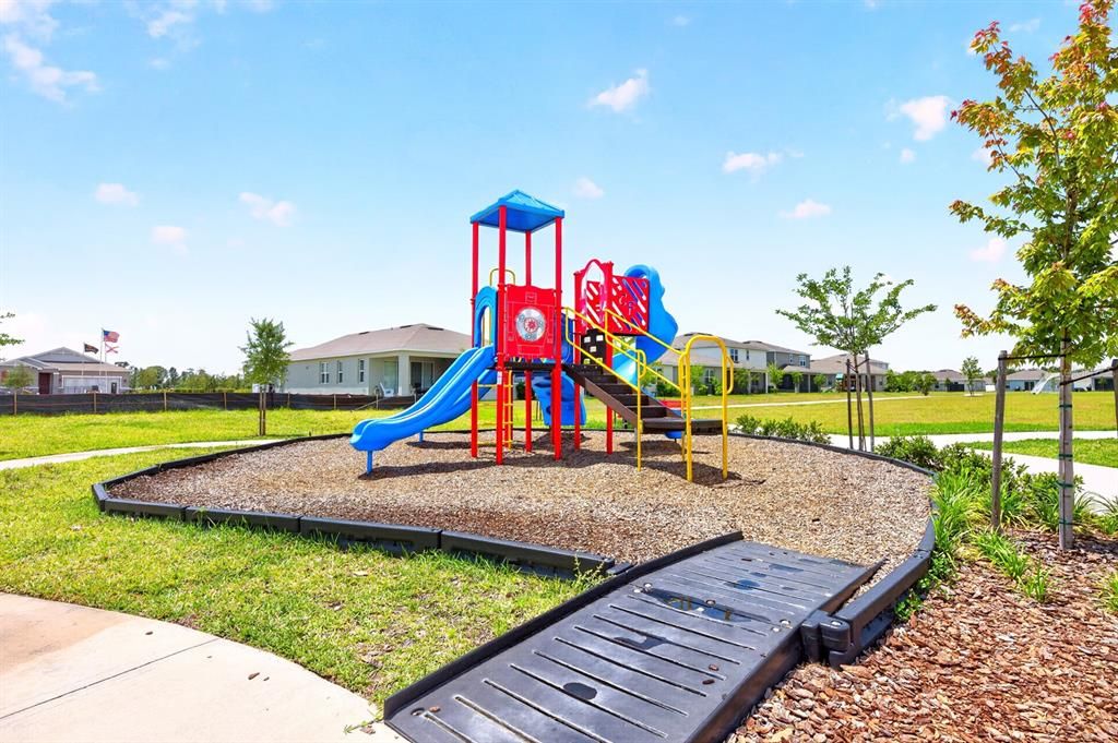 For Sale: $374,000 (5 beds, 3 baths, 2457 Square Feet)