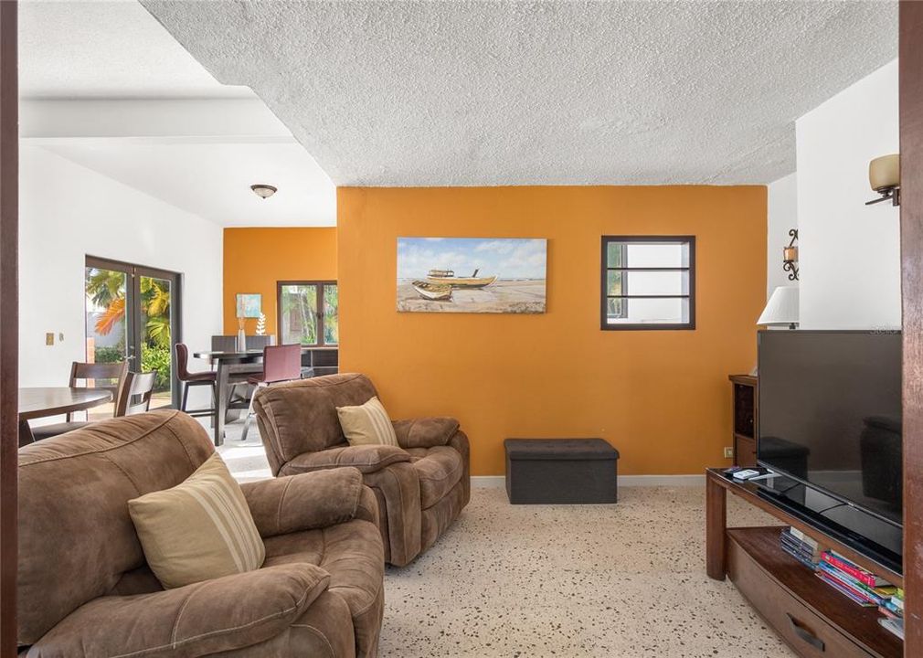 Active With Contract: $840,000 (4 beds, 3 baths, 2100 Square Feet)