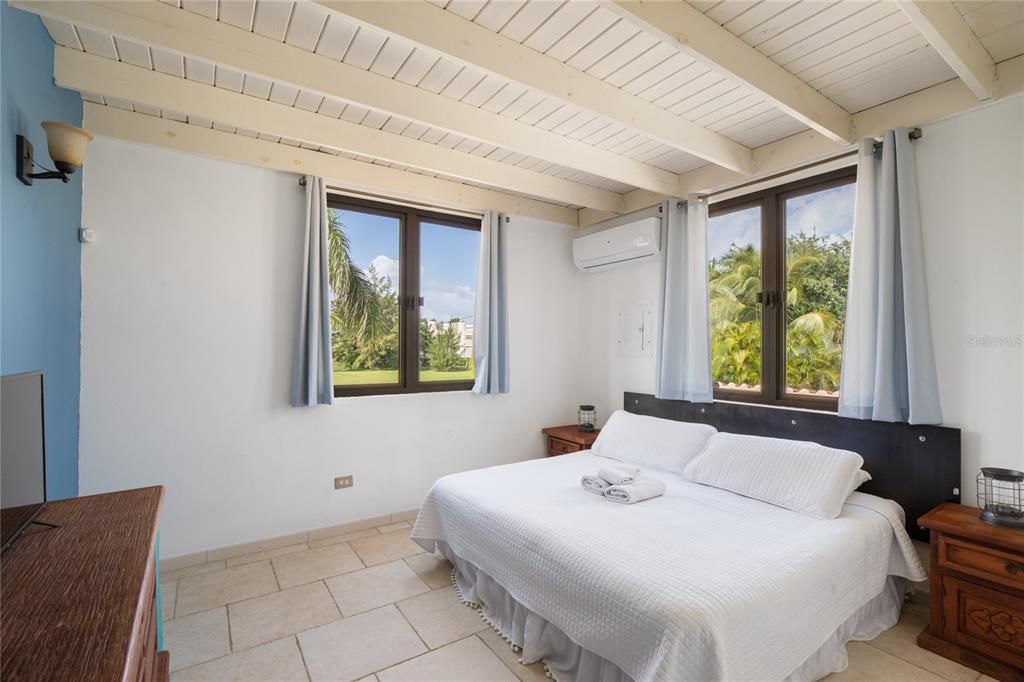 Active With Contract: $840,000 (4 beds, 3 baths, 2100 Square Feet)