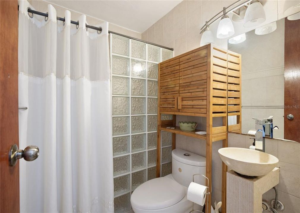 Active With Contract: $840,000 (4 beds, 3 baths, 2100 Square Feet)