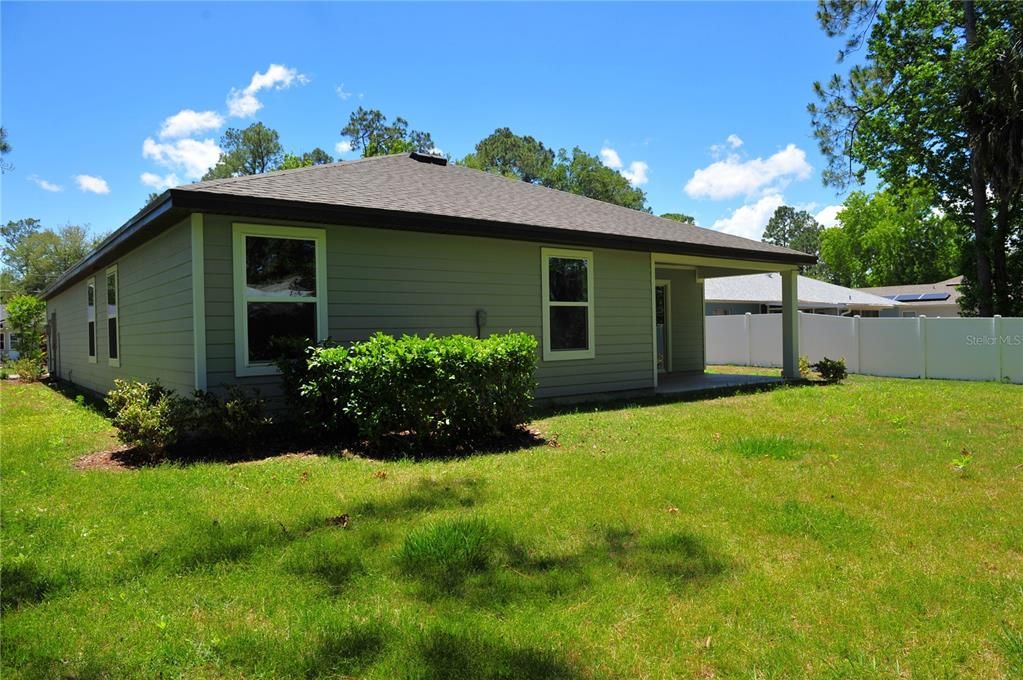Active With Contract: $359,900 (4 beds, 2 baths, 1851 Square Feet)