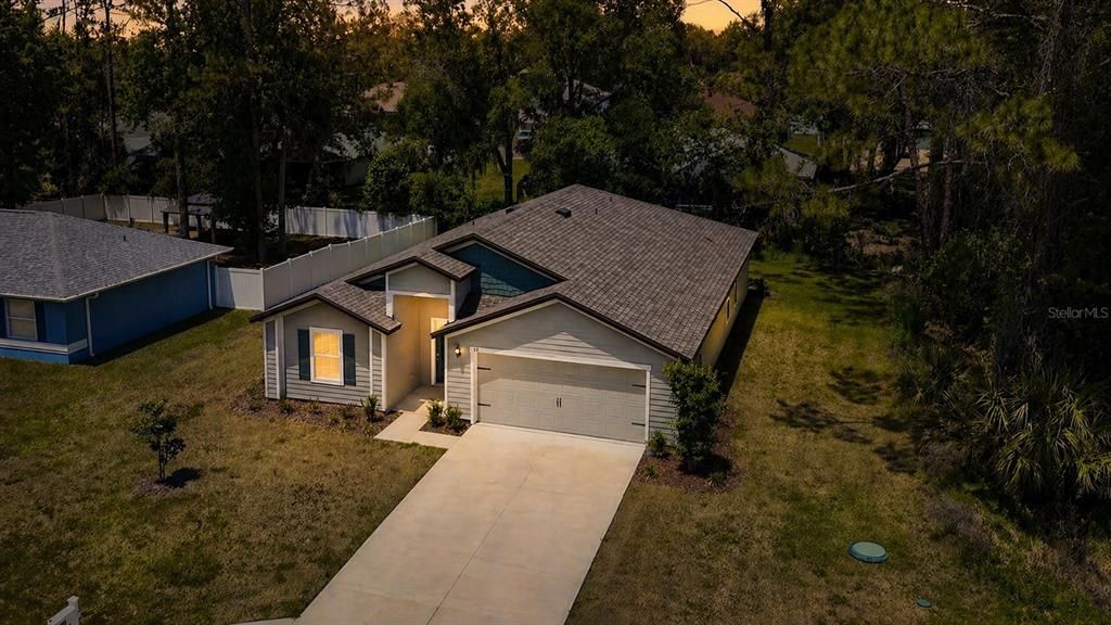 Active With Contract: $359,900 (4 beds, 2 baths, 1851 Square Feet)