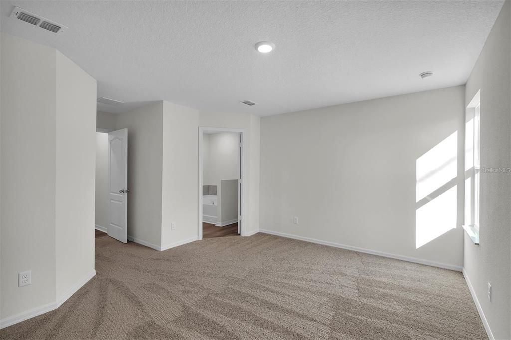 Active With Contract: $359,900 (4 beds, 2 baths, 1851 Square Feet)