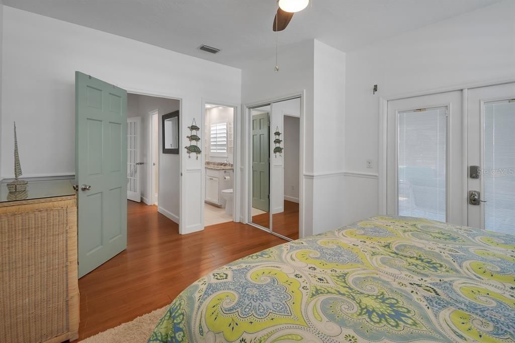 En Venta: $1,960,000 (3 camas, 2 baños, 2400 Pies cuadrados)