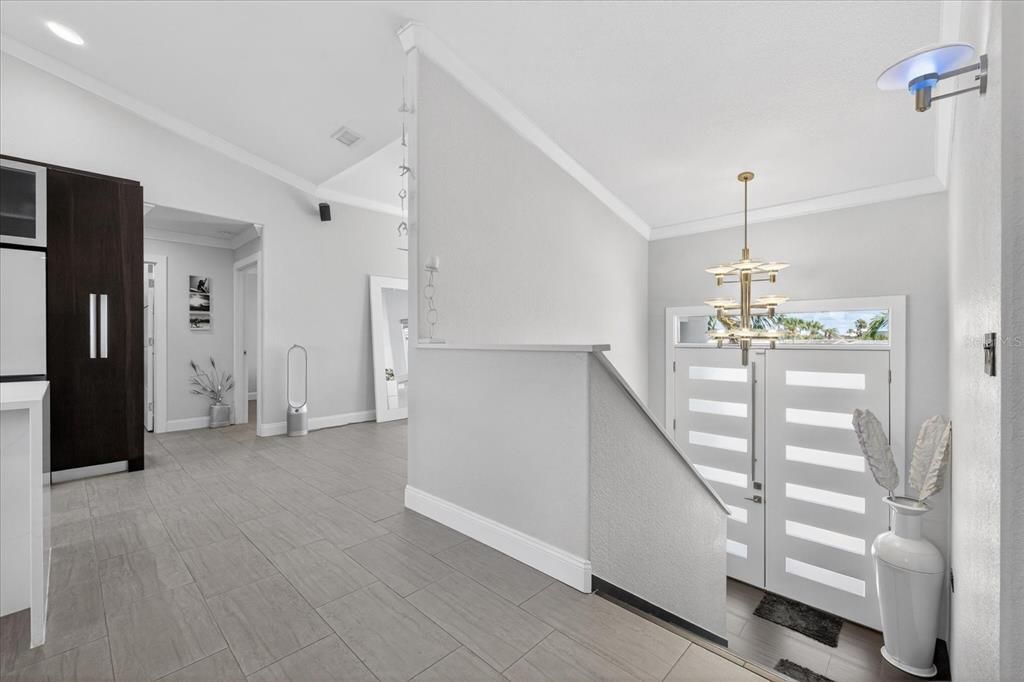 En Venta: $1,099,000 (3 camas, 3 baños, 1837 Pies cuadrados)