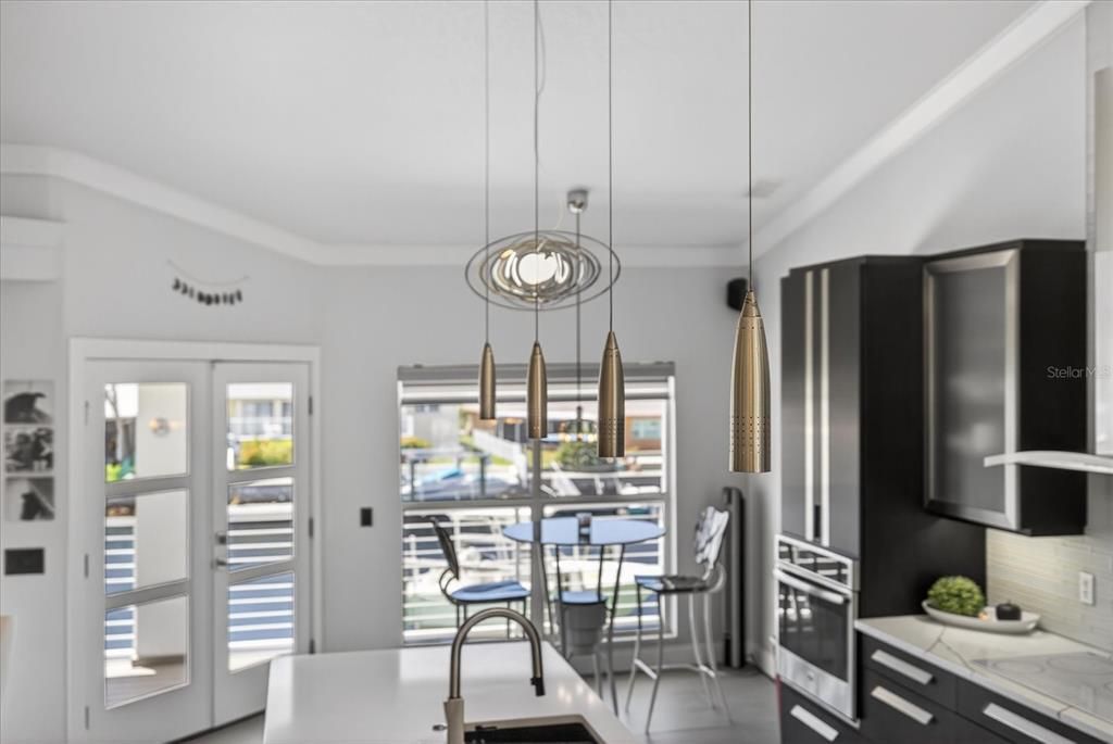 En Venta: $1,099,000 (3 camas, 3 baños, 1837 Pies cuadrados)