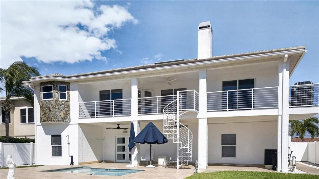 En Venta: $1,099,000 (3 camas, 3 baños, 1837 Pies cuadrados)