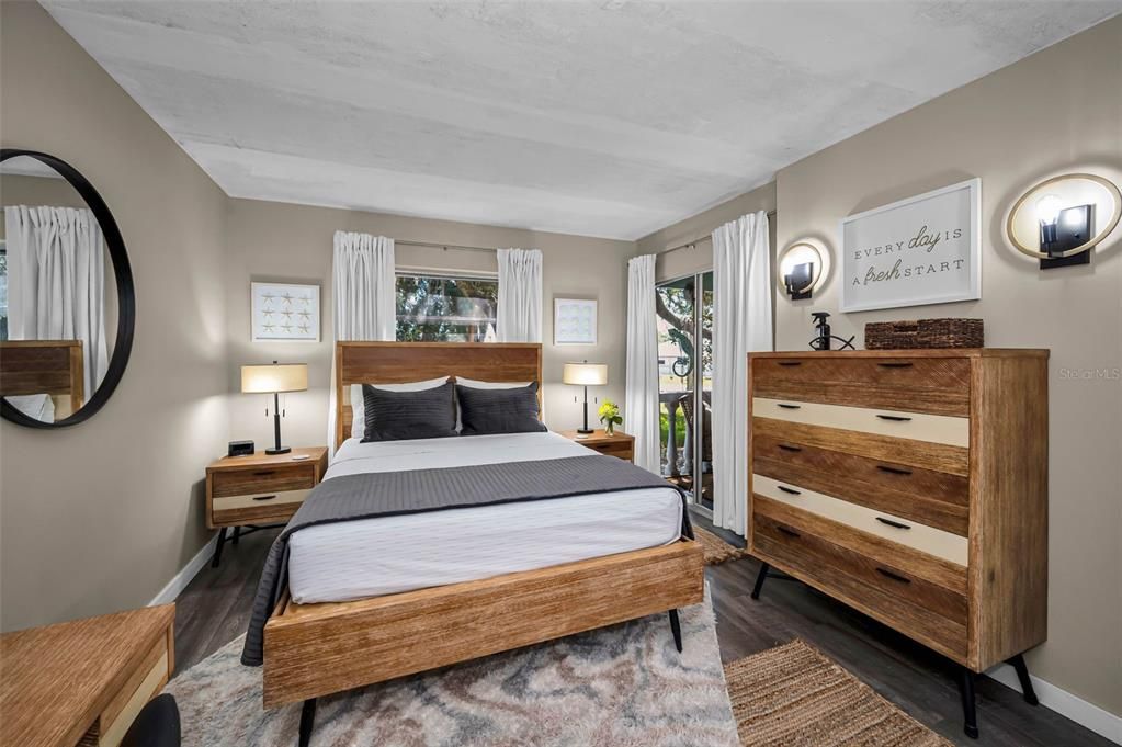 Activo con contrato: $129,500 (1 camas, 1 baños, 669 Pies cuadrados)
