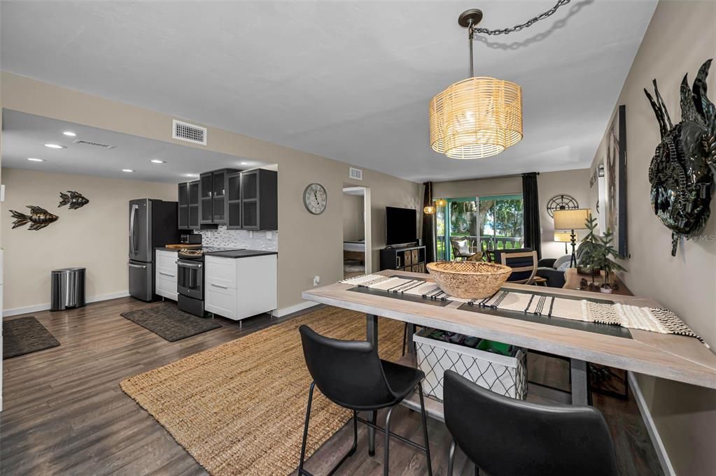 Activo con contrato: $129,500 (1 camas, 1 baños, 669 Pies cuadrados)