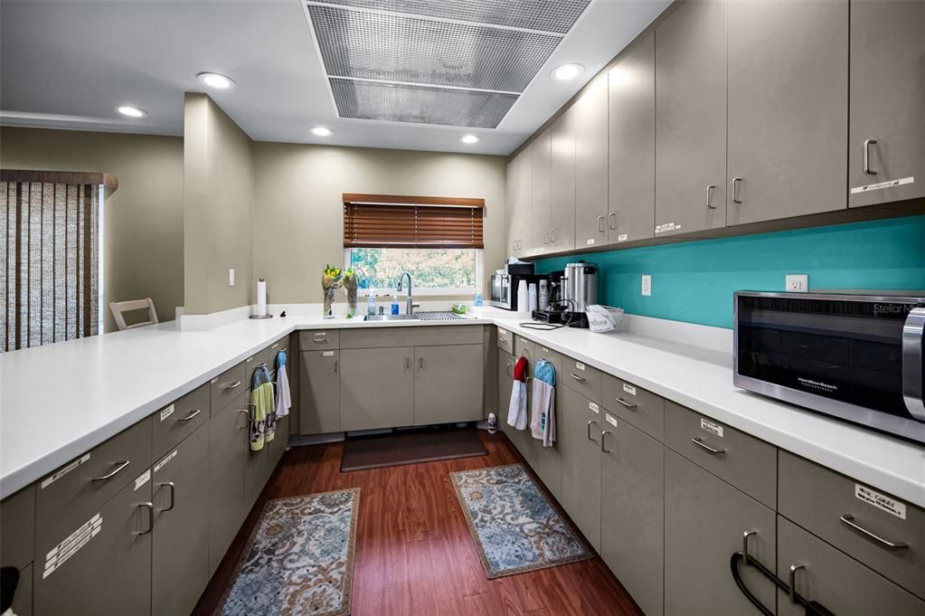 Activo con contrato: $129,500 (1 camas, 1 baños, 669 Pies cuadrados)
