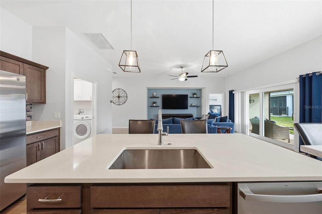 Active With Contract: $395,000 (3 beds, 2 baths, 1477 Square Feet)