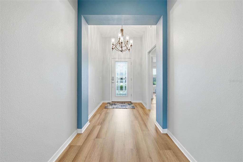 Active With Contract: $395,000 (3 beds, 2 baths, 1477 Square Feet)