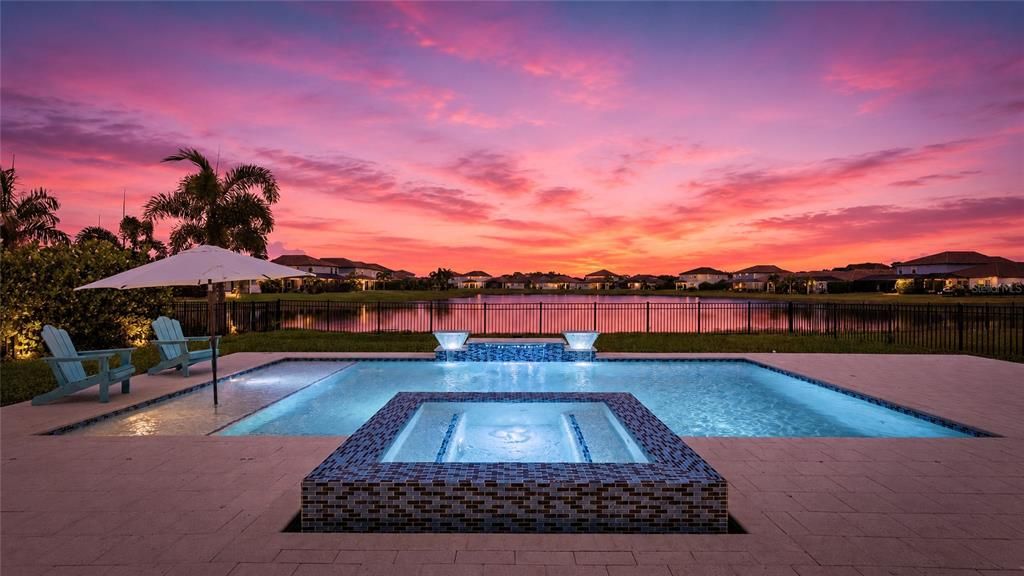 For Sale: $975,000 (5 beds, 5 baths, 3703 Square Feet)