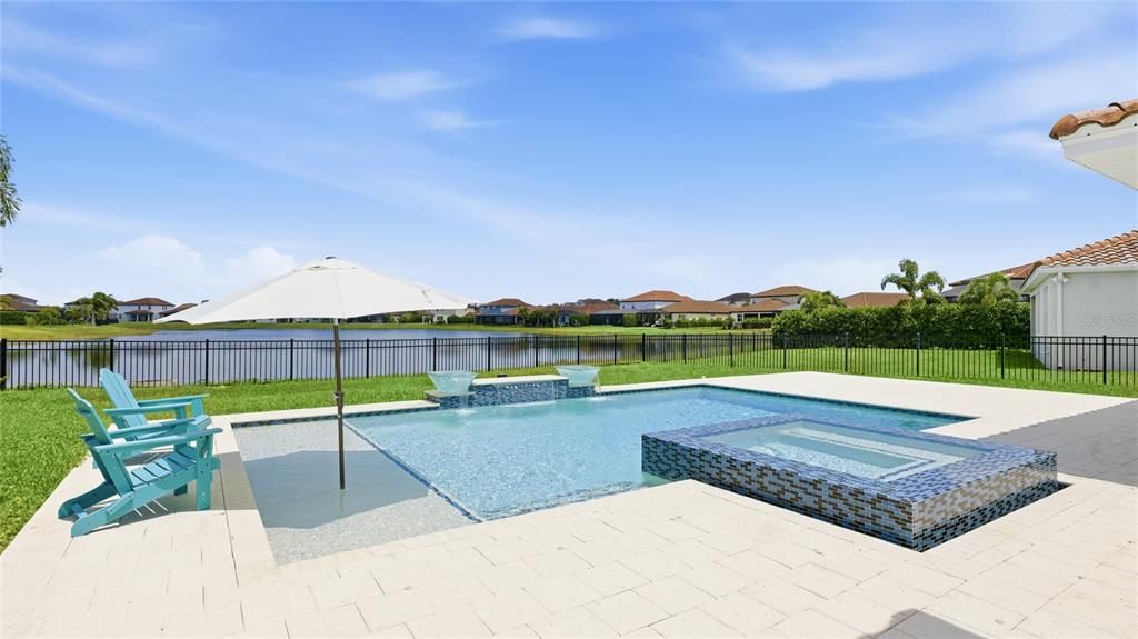 For Sale: $975,000 (5 beds, 5 baths, 3703 Square Feet)