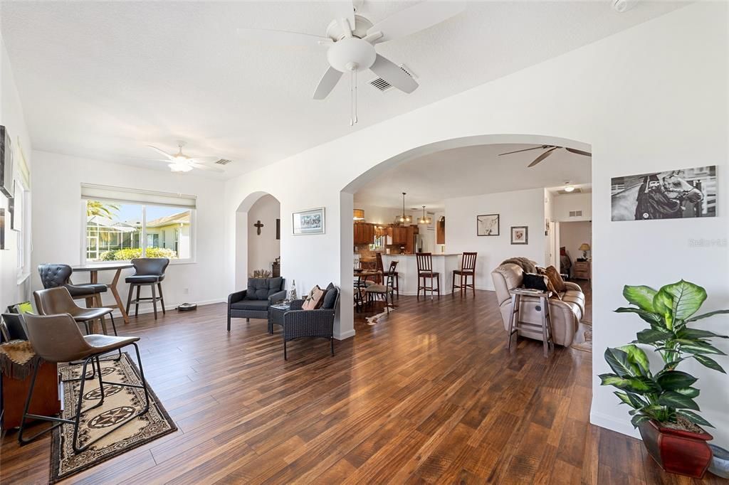 For Sale: $308,000 (3 beds, 2 baths, 1783 Square Feet)
