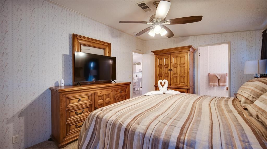 Activo con contrato: $189,900 (2 camas, 2 baños, 1066 Pies cuadrados)