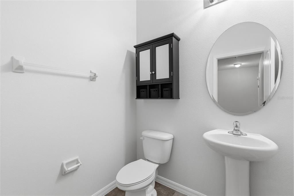 Activo con contrato: $334,999 (3 camas, 2 baños, 1897 Pies cuadrados)