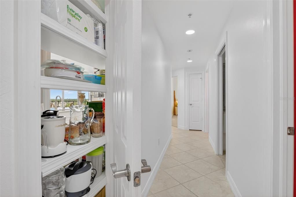 For Sale: $699,000 (3 beds, 2 baths, 2071 Square Feet)