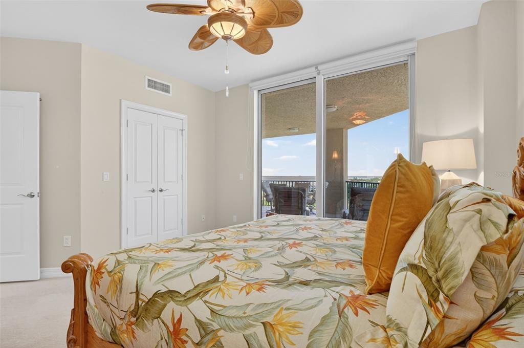 For Sale: $699,000 (3 beds, 2 baths, 2071 Square Feet)