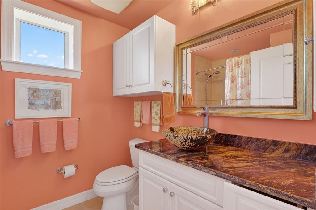 For Sale: $699,000 (3 beds, 2 baths, 2071 Square Feet)
