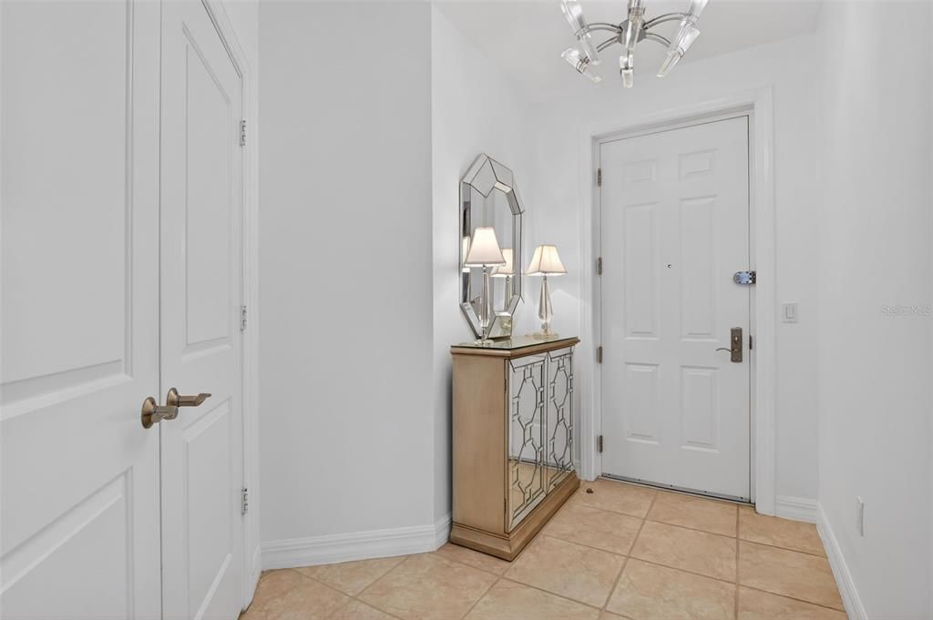 For Sale: $699,000 (3 beds, 2 baths, 2071 Square Feet)