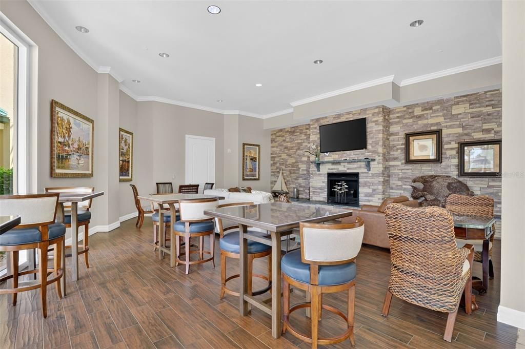 For Sale: $699,000 (3 beds, 2 baths, 2071 Square Feet)