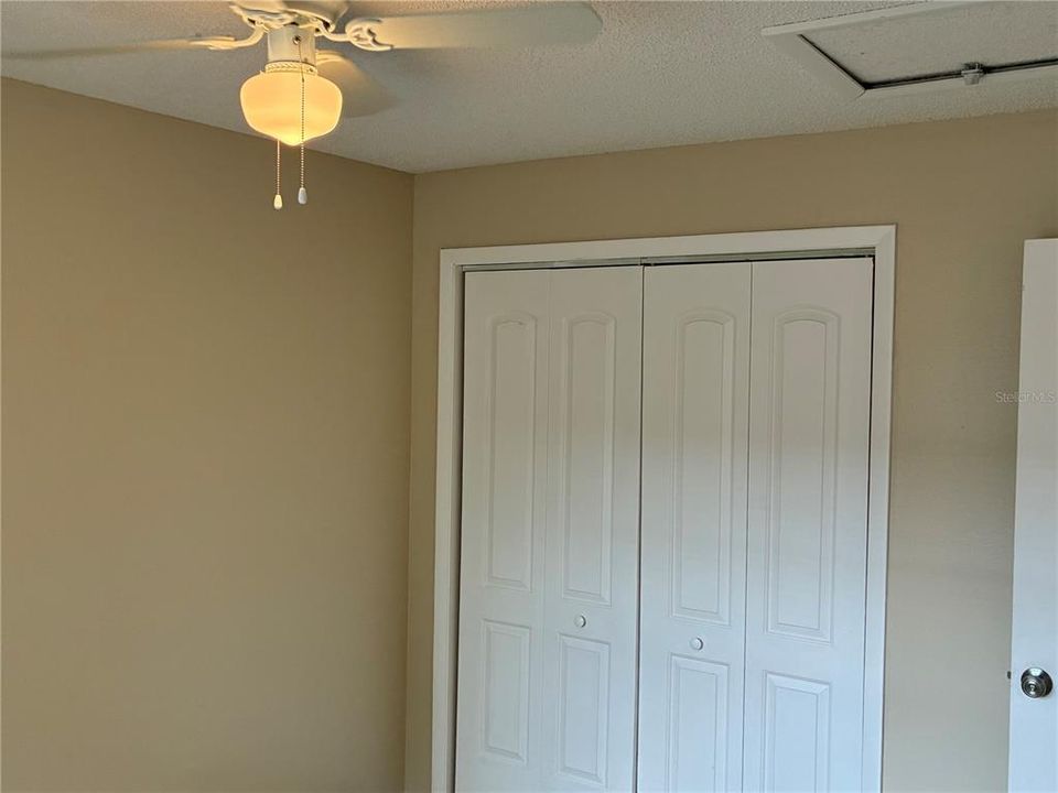 For Rent: $1,300 (2 beds, 1 baths, 820 Square Feet)