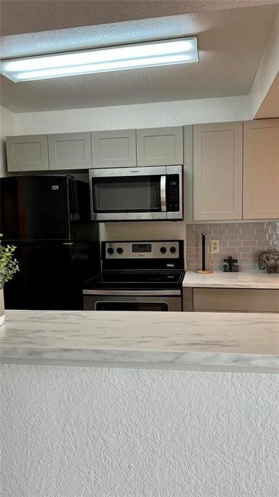 На продажу: $168,000 (1 спален, 1 ванн, 754 Квадратных фут)
