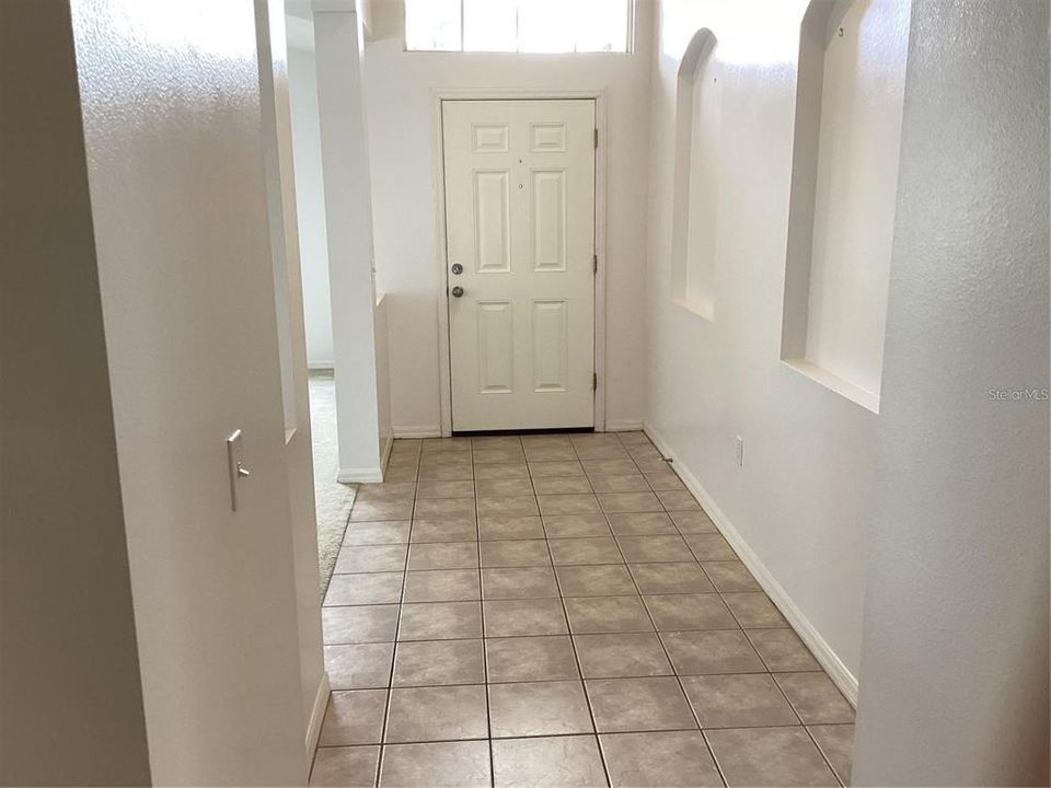 For Rent: $2,599 (4 beds, 2 baths, 2080 Square Feet)
