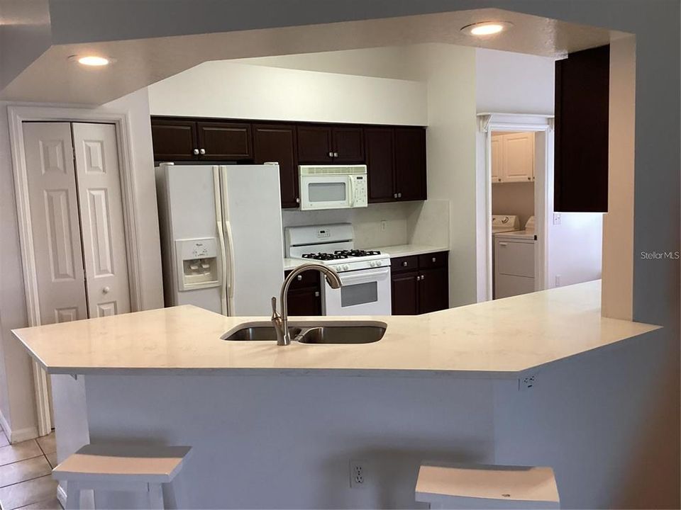 For Rent: $2,599 (4 beds, 2 baths, 2080 Square Feet)