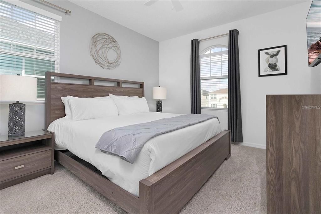 En Venta: $925,000 (9 camas, 6 baños, 4363 Pies cuadrados)