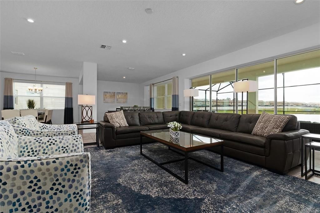 En Venta: $925,000 (9 camas, 6 baños, 4363 Pies cuadrados)