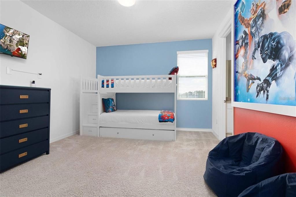 En Venta: $925,000 (9 camas, 6 baños, 4363 Pies cuadrados)