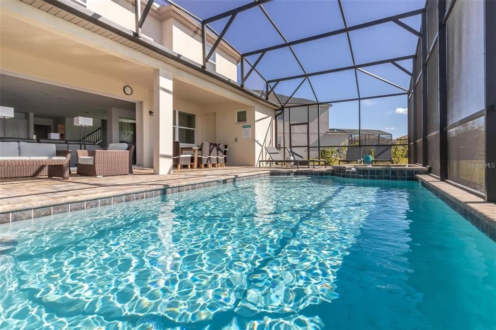 En Venta: $925,000 (9 camas, 6 baños, 4363 Pies cuadrados)