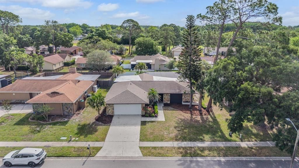 Active With Contract: $538,900 (3 beds, 2 baths, 1828 Square Feet)