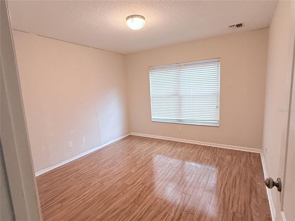 На продажу: $325,000 (3 спален, 2 ванн, 1794 Квадратных фут)