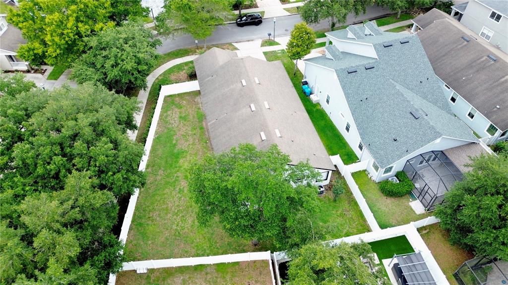 Active With Contract: $610,000 (4 beds, 3 baths, 2411 Square Feet)
