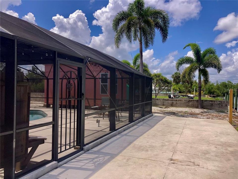 For Sale: $350,000 (3 beds, 2 baths, 1695 Square Feet)